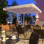 Ionia Lägenhetshotell