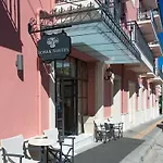 Ionia Lägenhetshotell