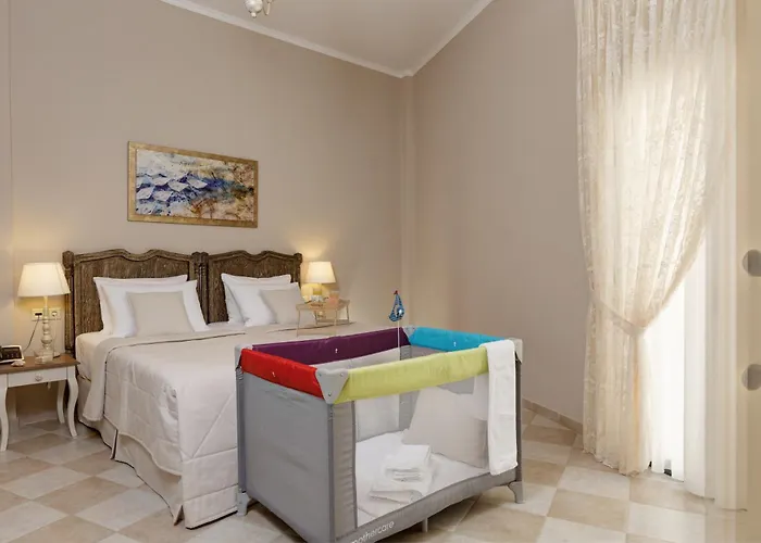 Ionia Aparthotel 4*
