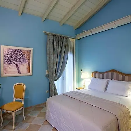 Ionia Aparthotel 4*