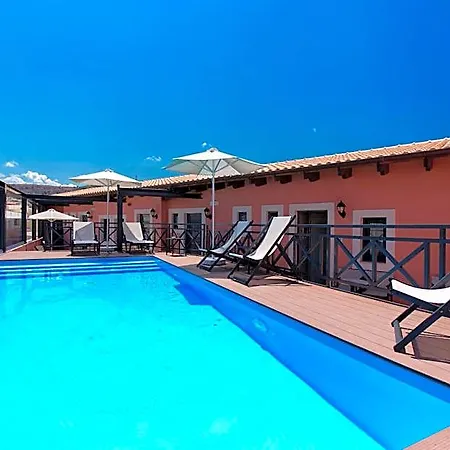Ionia 4*