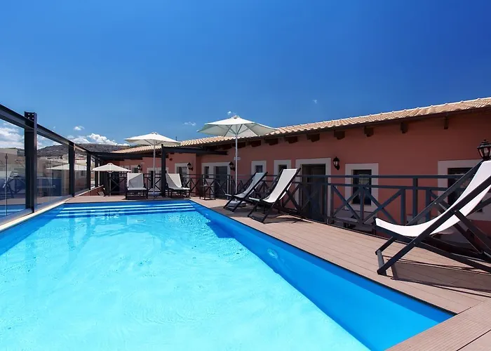 Ionia Ξενοδοχείο με διαμερίσματα 4*