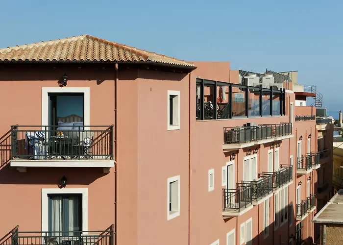 Ionia Apartmanhotel 4*